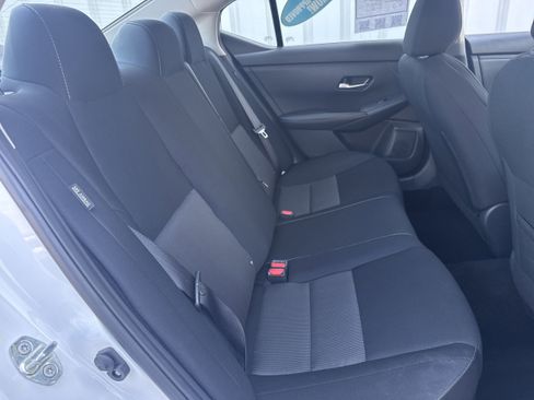 Used 2023 Nissan Sentra SV image 10