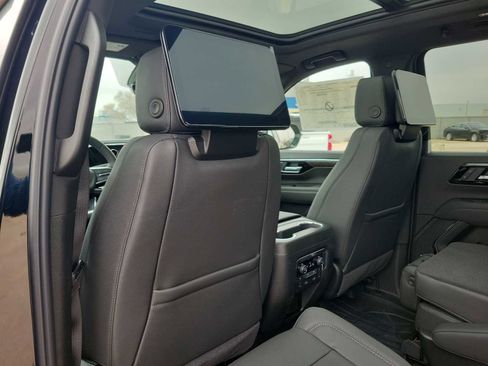 New 2026 Chevrolet Suburban Z71 w/ Z71 Off-Road Package image 8