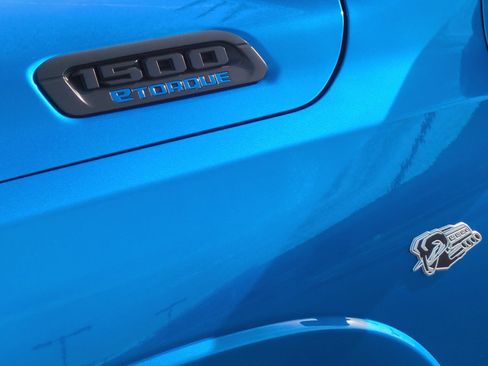 New 2026 RAM 1500 Big Horn AWD/4WD image 24