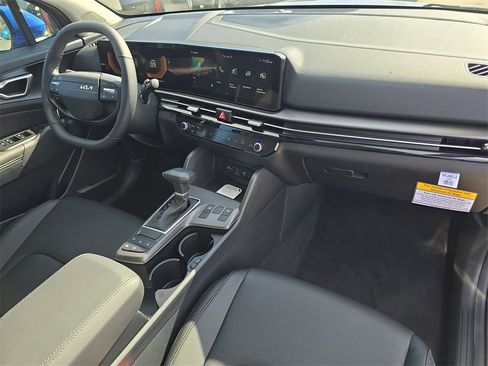 New 2026 Kia Sportage EX image 12