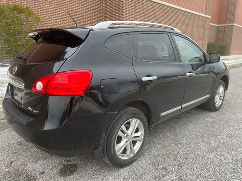 Used 2012 Nissan Rogue SV w/ Premium Pkg image 11