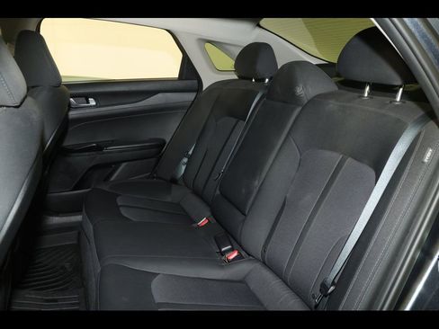 Used 2022 Kia K5 LXS image 27