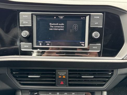 Used 2022 Volkswagen Jetta Sport FWD image 26