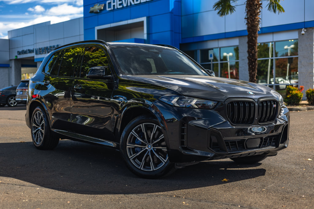 Used 2025 BMW X5 M60i AWD/4WD image 1