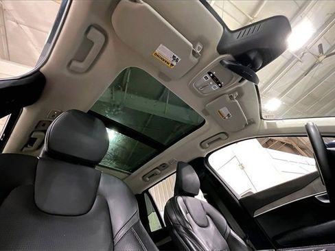 Certified 2024 Volvo XC90 B6 Ultimate w/ Lounge Package image 23