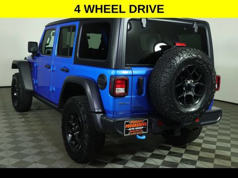 Used 2024 Jeep Wrangler Unlimited AWD/4WD image 5