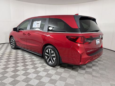 New 2026 Honda Odyssey EX-L image 3
