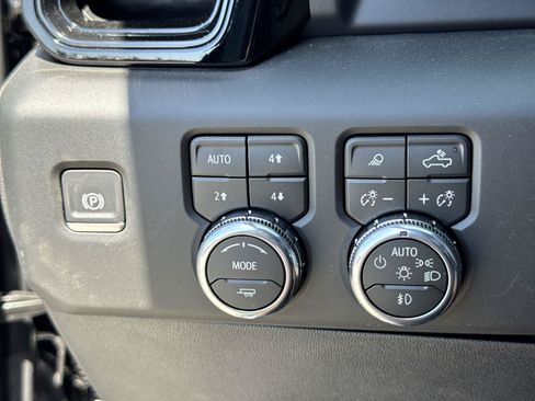 New 2026 GMC Sierra 1500 AT4X AWD/4WD image 16