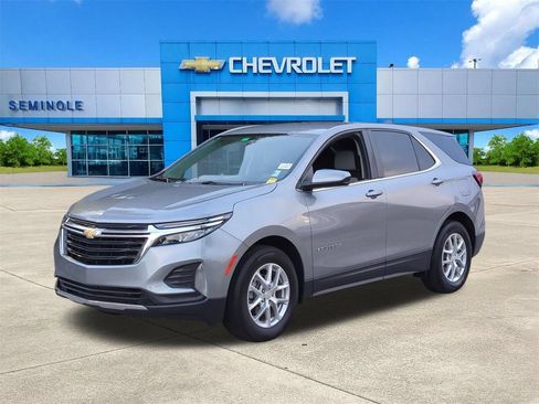Used 2024 Chevrolet Equinox LT FWD image 2