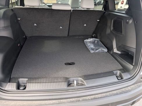 New 2026 Jeep Cherokee Overland w/ Trailer Tow Group image 28