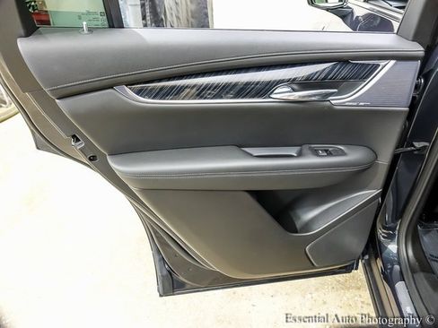 Certified 2023 Cadillac XT6 Premium Luxury image 21