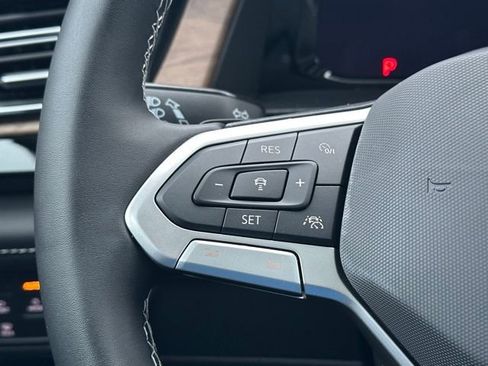 New 2026 Volkswagen Atlas SE image 39