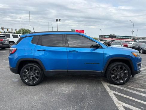 Used 2021 Jeep Compass Latitude AWD/4WD image 6