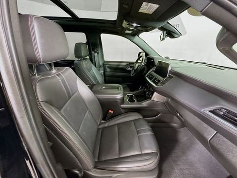 Used 2022 Chevrolet Tahoe RST w/ Sport Performance Package image 33