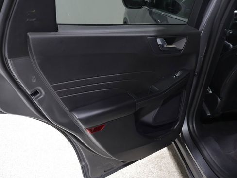 Used 2024 Ford Escape Platinum AWD/4WD image 18