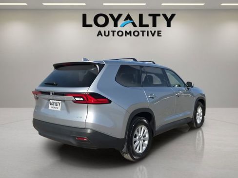 Used 2026 Toyota Grand Highlander XLE image 5