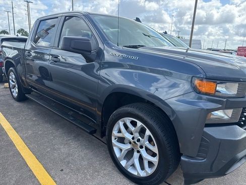 Used 2021 Chevrolet Silverado 1500 Custom RWD image 1