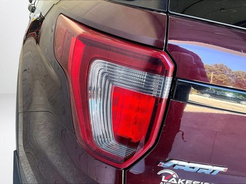 Used 2018 Ford Explorer Sport AWD/4WD image 23