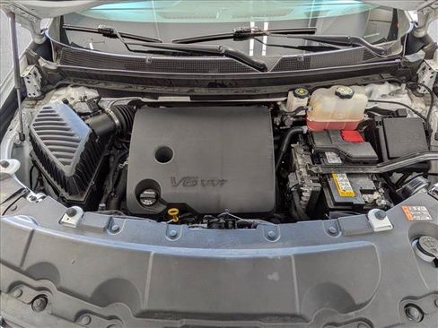 Used 2023 Chevrolet Traverse LS FWD image 23