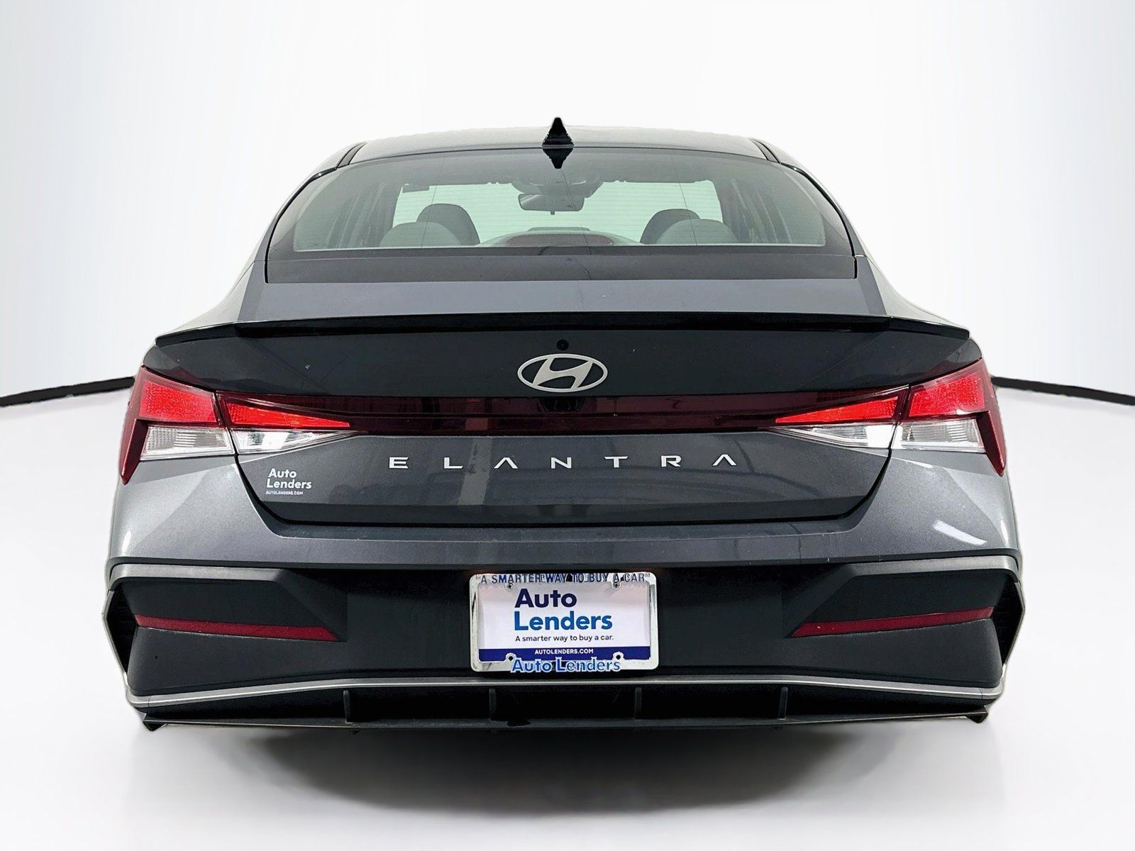 Used 2025 Hyundai Elantra Sport FWD image 6