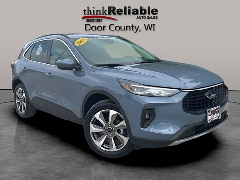 Used 2025 Ford Escape Platinum AWD/4WD image 8