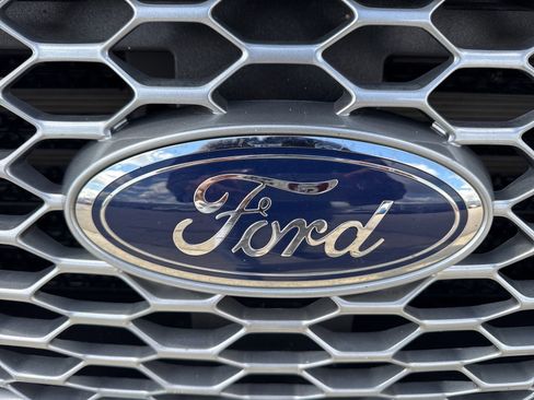 Certified 2024 Ford Edge SEL w/ Convenience Package AWD/4WD image 13
