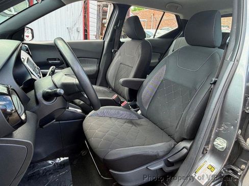 Used 2020 Nissan Kicks SV FWD image 16