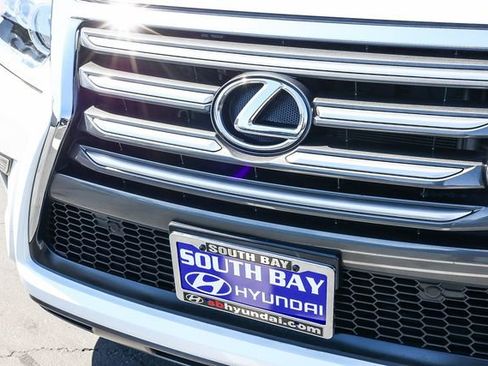Used 2018 Lexus GX 460 Luxury w/ Preferred Accessory Package AWD/4WD image 11
