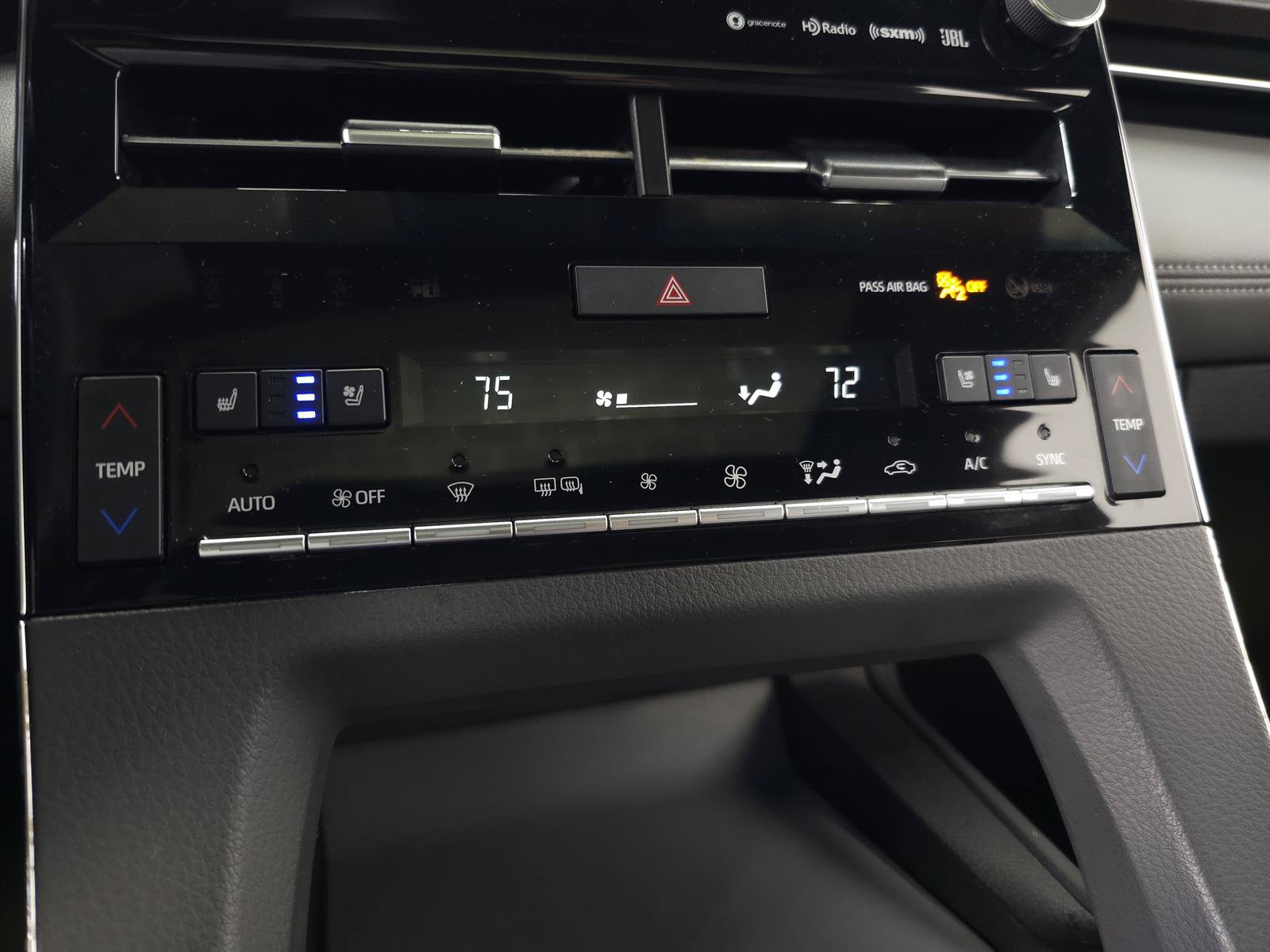Used 2020 Toyota Avalon Limited w/ All Weather Liner Package FWD image 25