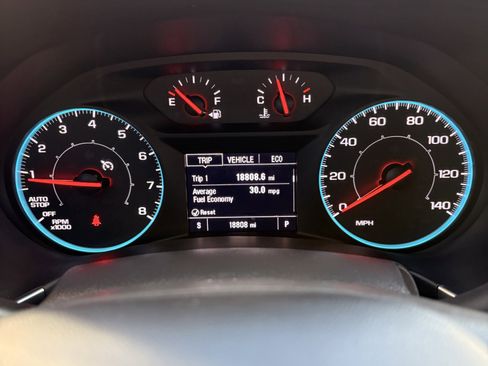 Used 2022 Chevrolet Equinox LS image 23