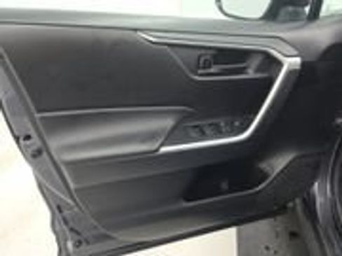 Used 2025 Toyota RAV4 LE FWD image 9
