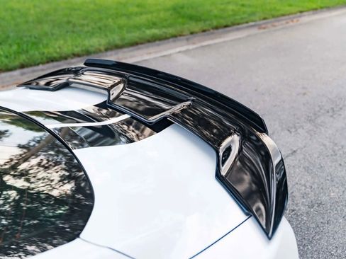 Used 2020 Ford Mustang Shelby GT500 w/ Technology Package image 10