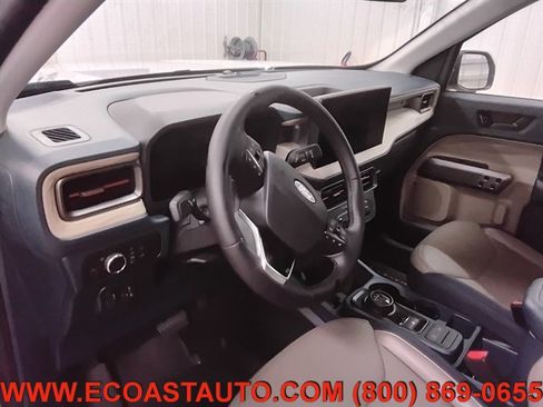Used 2025 Ford Maverick Lariat w/ 4K Tow Package image 11
