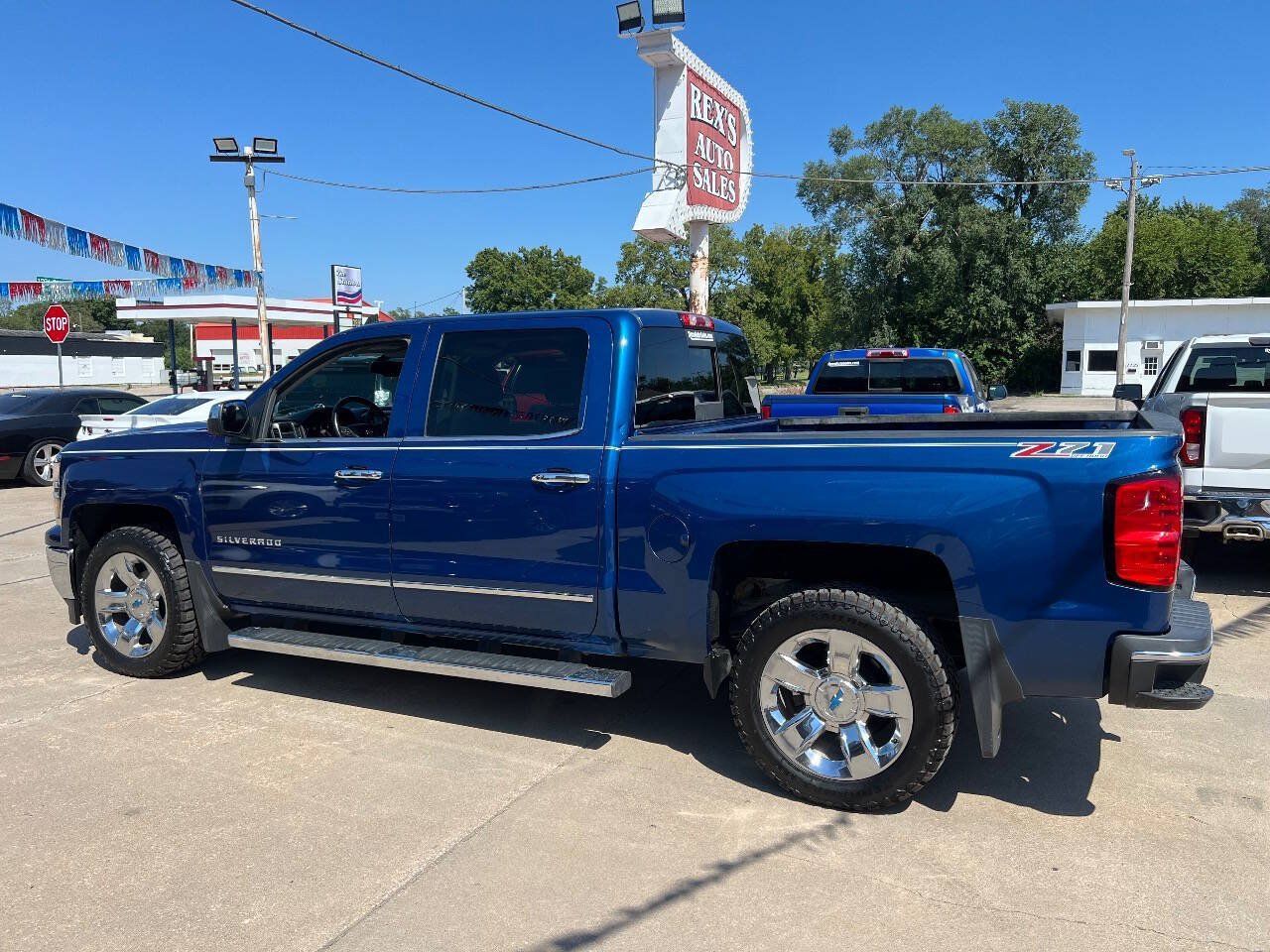 Used 2015 Chevrolet Silverado 1500 LTZ AWD/4WD image 8