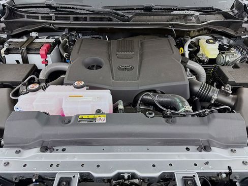 New 2026 Toyota Tundra Platinum AWD/4WD image 26