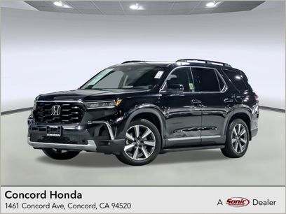 Used 2025 Honda Pilot Elite