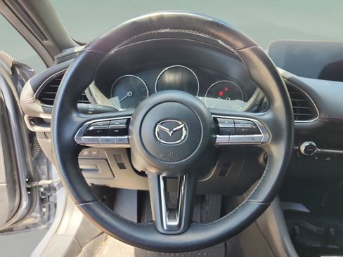 Used 2023 MAZDA MAZDA3 s image 10