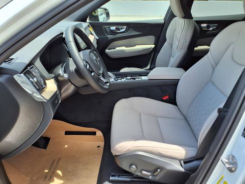 New 2026 Volvo XC60 B5 Core w/ Protection Package Premier image 13