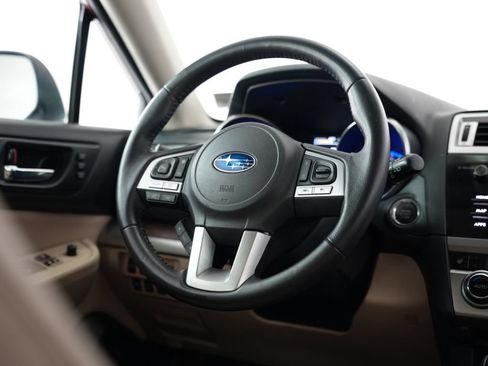 Used 2017 Subaru Outback 2.5i Limited AWD/4WD image 11