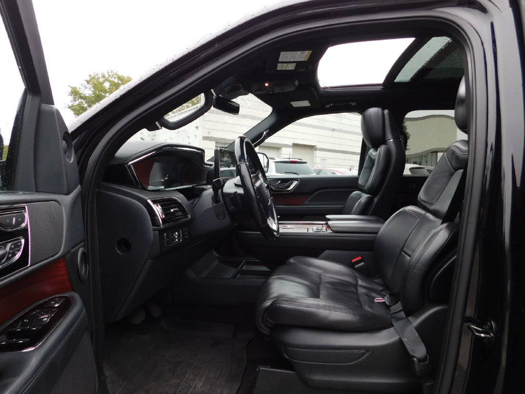 Used 2022 Lincoln Navigator L Reserve AWD/4WD image 20