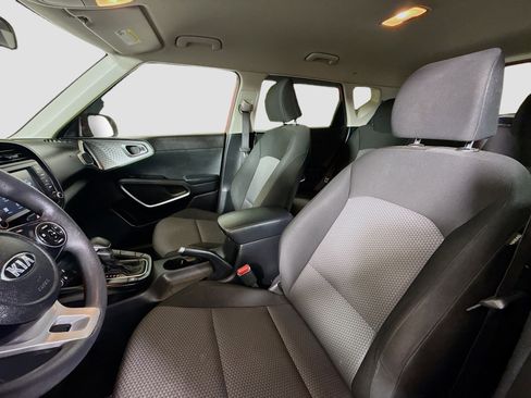 Used 2020 Kia Soul LX image 21