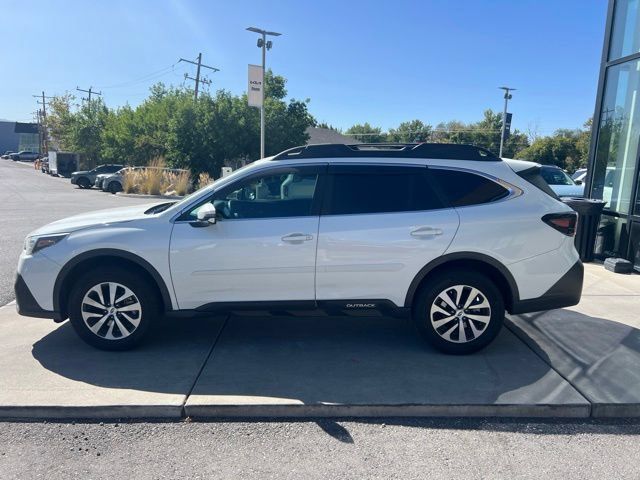 Used 2020 Subaru Outback Premium AWD/4WD image 3