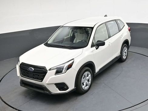 Used 2024 Subaru Forester image 27