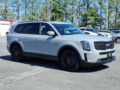 Used 2022 Kia Telluride SX w/ SX Prestige Package image 1