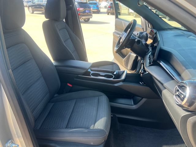 Used 2025 Chevrolet Equinox LT FWD image 14