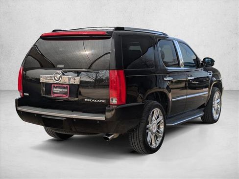 Used 2009 Cadillac Escalade AWD image 5