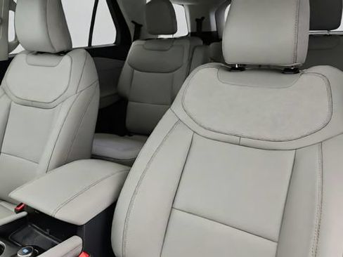 New 2026 Ford Explorer Active w/ Active Comfort Package AWD/4WD image 10