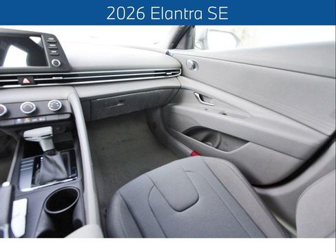 Certified 2026 Hyundai Elantra SE FWD image 10