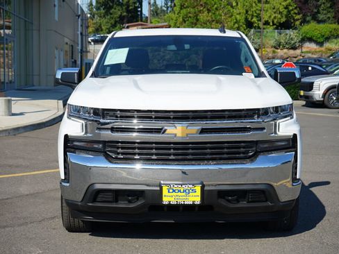 Used 2022 Chevrolet Silverado 1500 LT AWD/4WD image 2