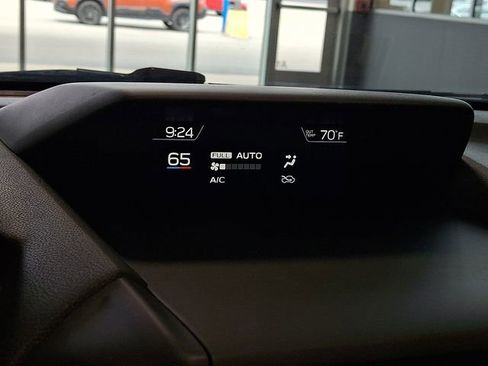 Certified 2023 Subaru Crosstrek 2.5i Limited AWD/4WD image 16